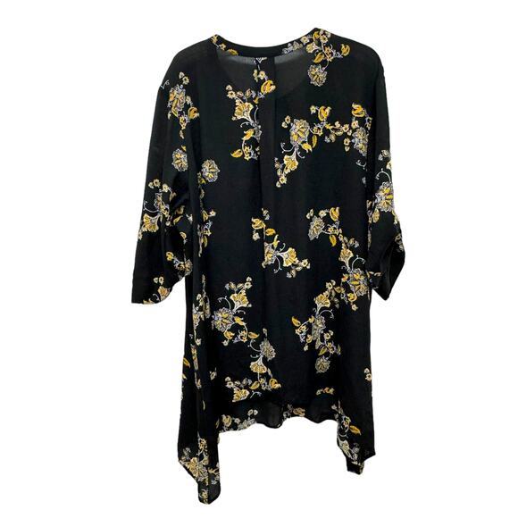Torrid Size 3  Long Sleeve 3/4 Roll Sleeve Tunic Black Yellow Floral Polyester - Picture 2 of 6